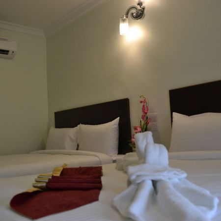 Dr Hotel Bayan Lepas Eksteriør billede